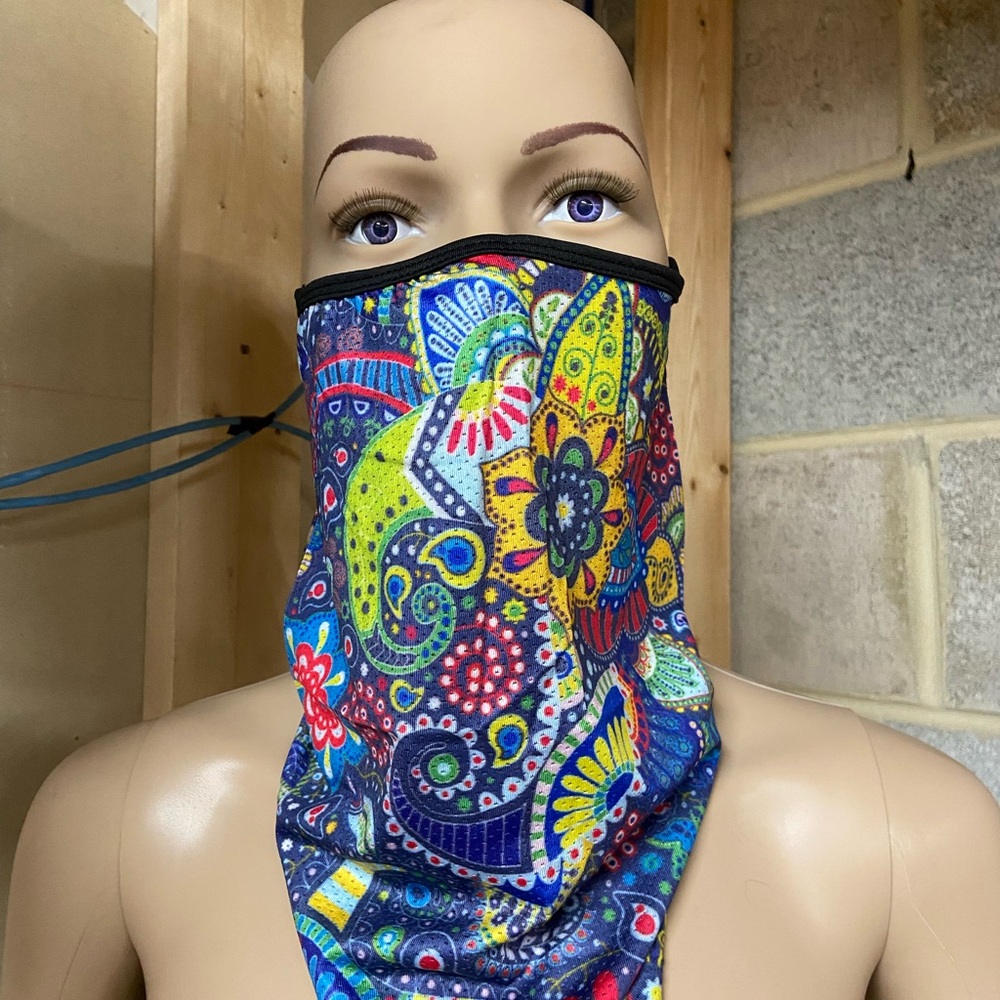 Colorful Paisley Mask - Picture 2 of 10